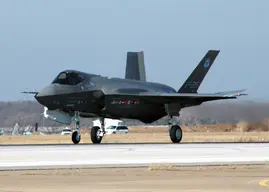 F35A_Prototyp_AA1_3.webp