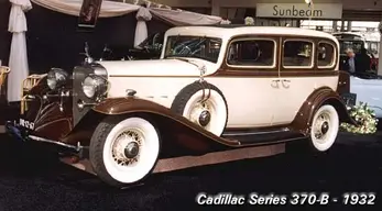 a_1932_Cadillac_Series_370-B_2.webp