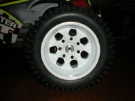 MMT with 420 tires & RedCat Wheels 008.jpg