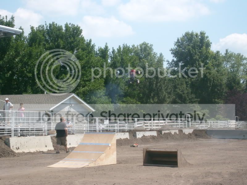 S7301468.jpg