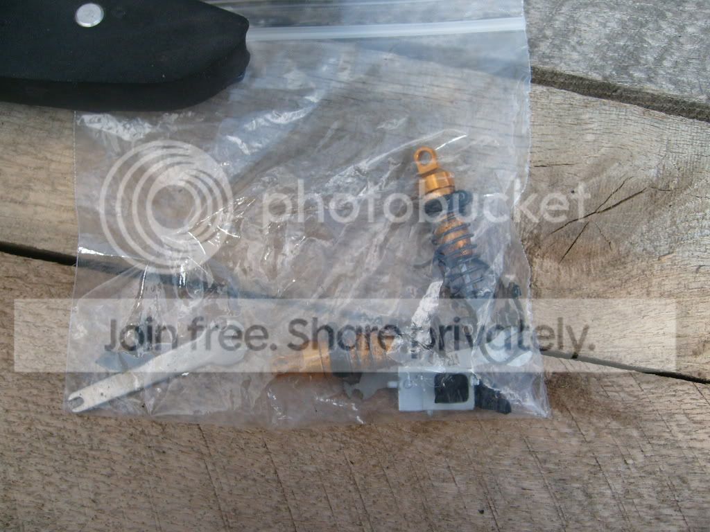 S7302222.jpg