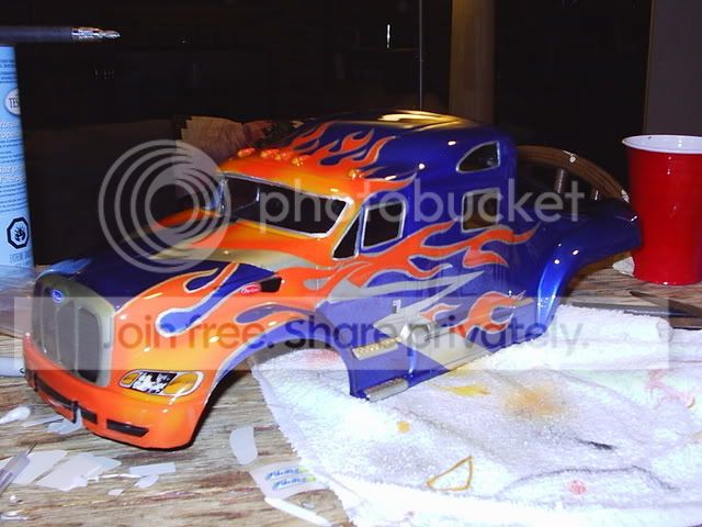 macktruck002.jpg
