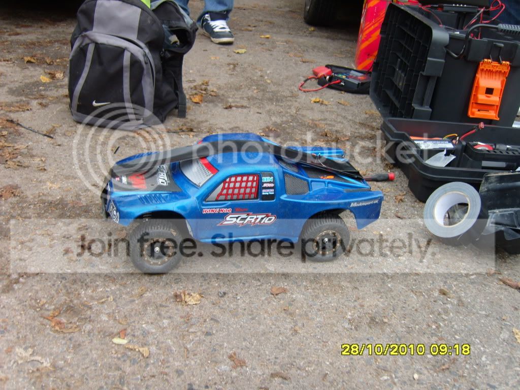 oakleybashnov2010011.jpg