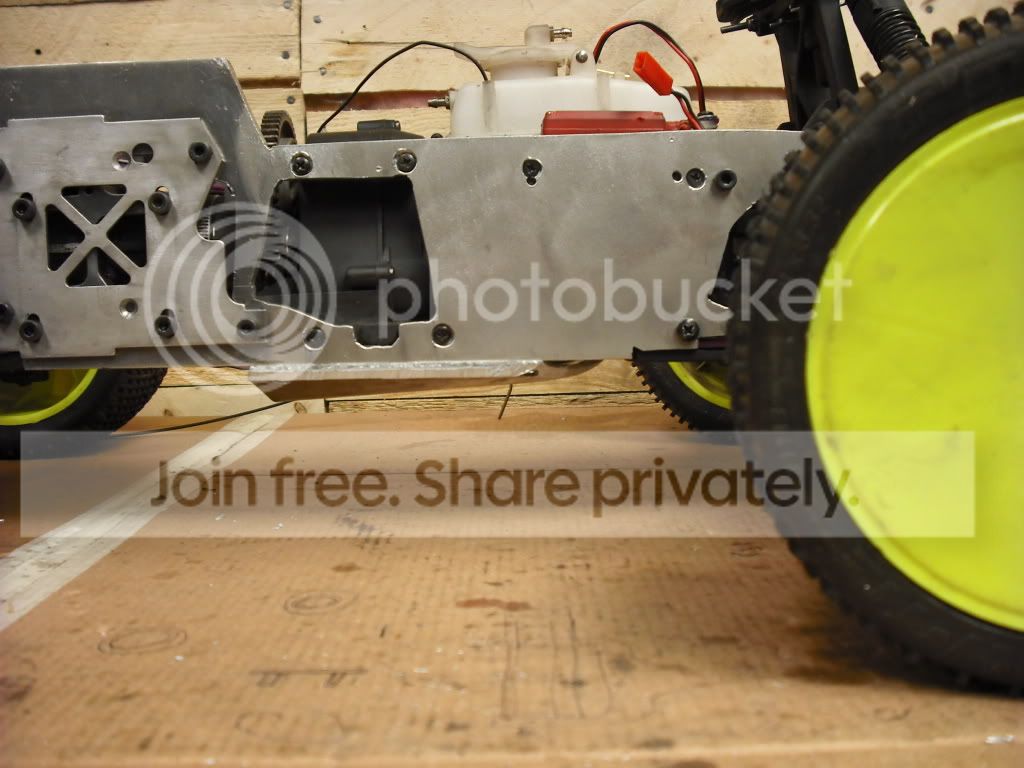skid009.jpg