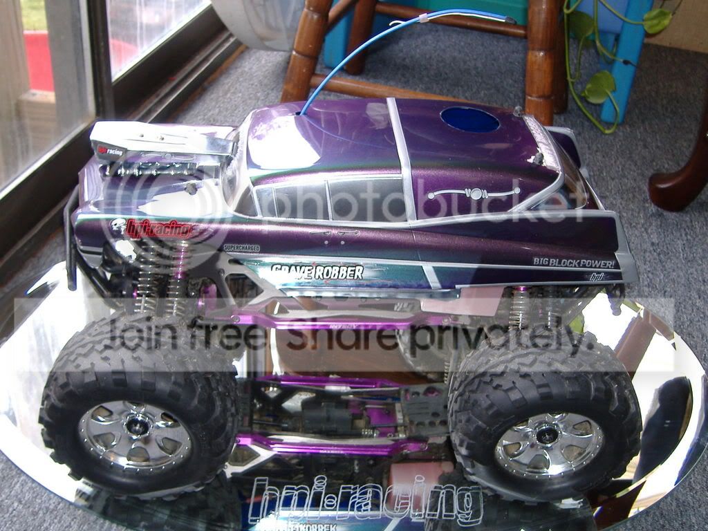 Tsgraverobber017.jpg