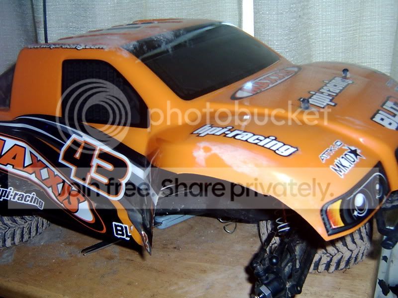 S2401333.jpg