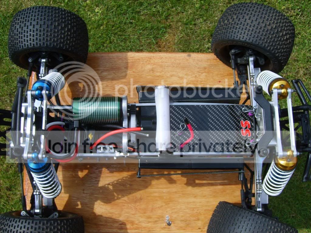brushlessgoescarbon001.jpg