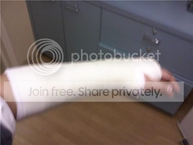 cast1.jpg