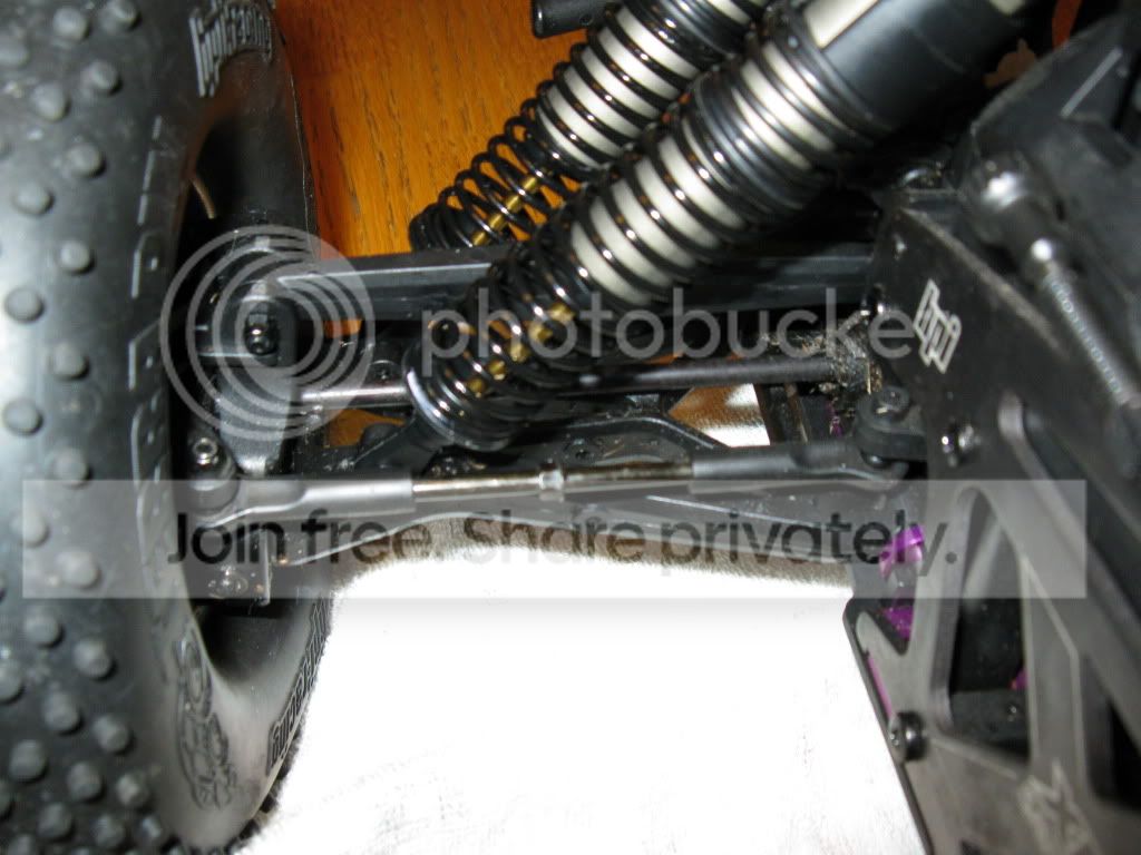 8Shocks004.jpg