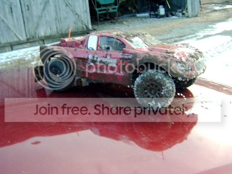 S2401630.jpg